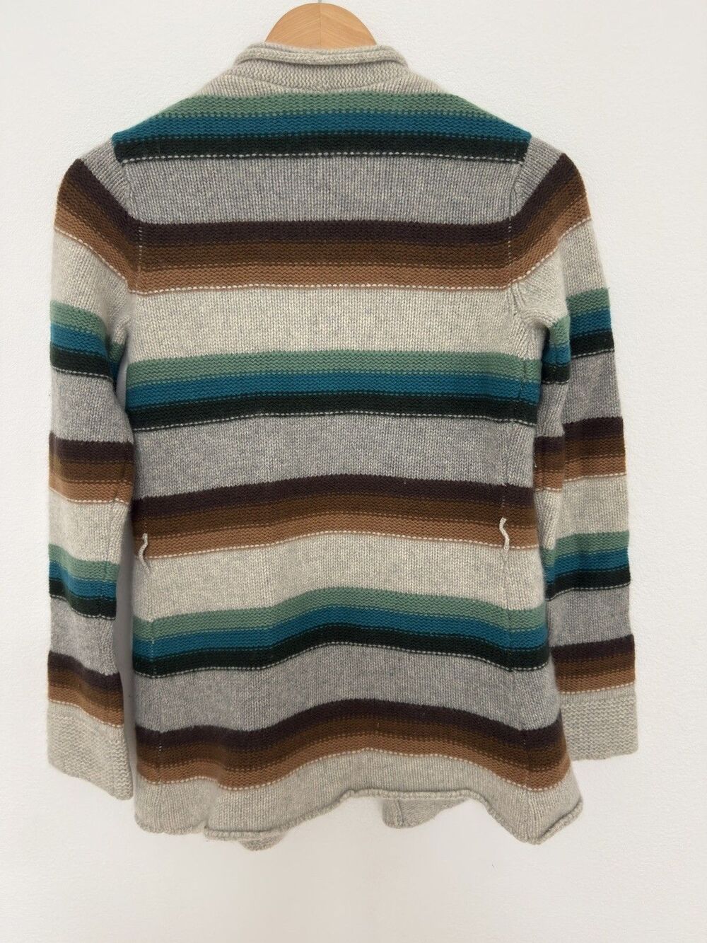 Vince 100% Cashmere Striped Cardigan Sweater M As Seen On Big Bang Theory Penny - Picture 3 of 16